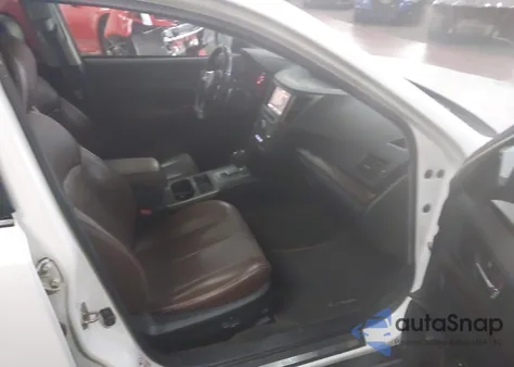 2013 Subaru Outback 2.5I Limited z USA, uszkodzony, nr VIN 4S4BRBSC8D3259580